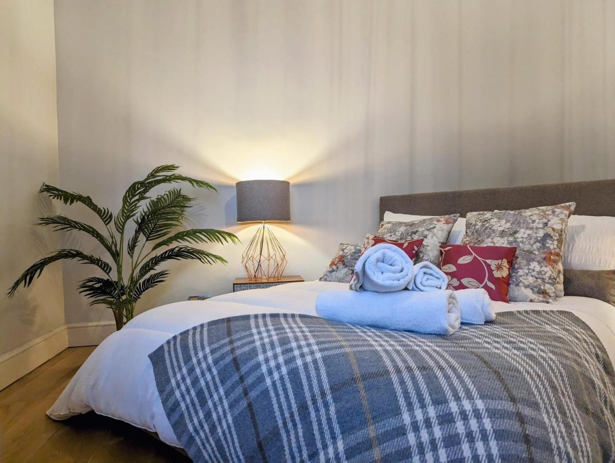 Gorgeous Apartment Wood Green ปาร์มเมอร์กรีน ภายนอก รูปภาพ
