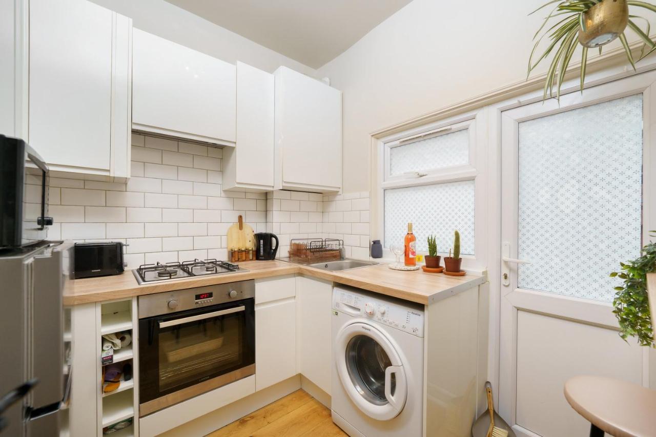 Gorgeous Apartment Wood Green ปาร์มเมอร์กรีน ภายนอก รูปภาพ