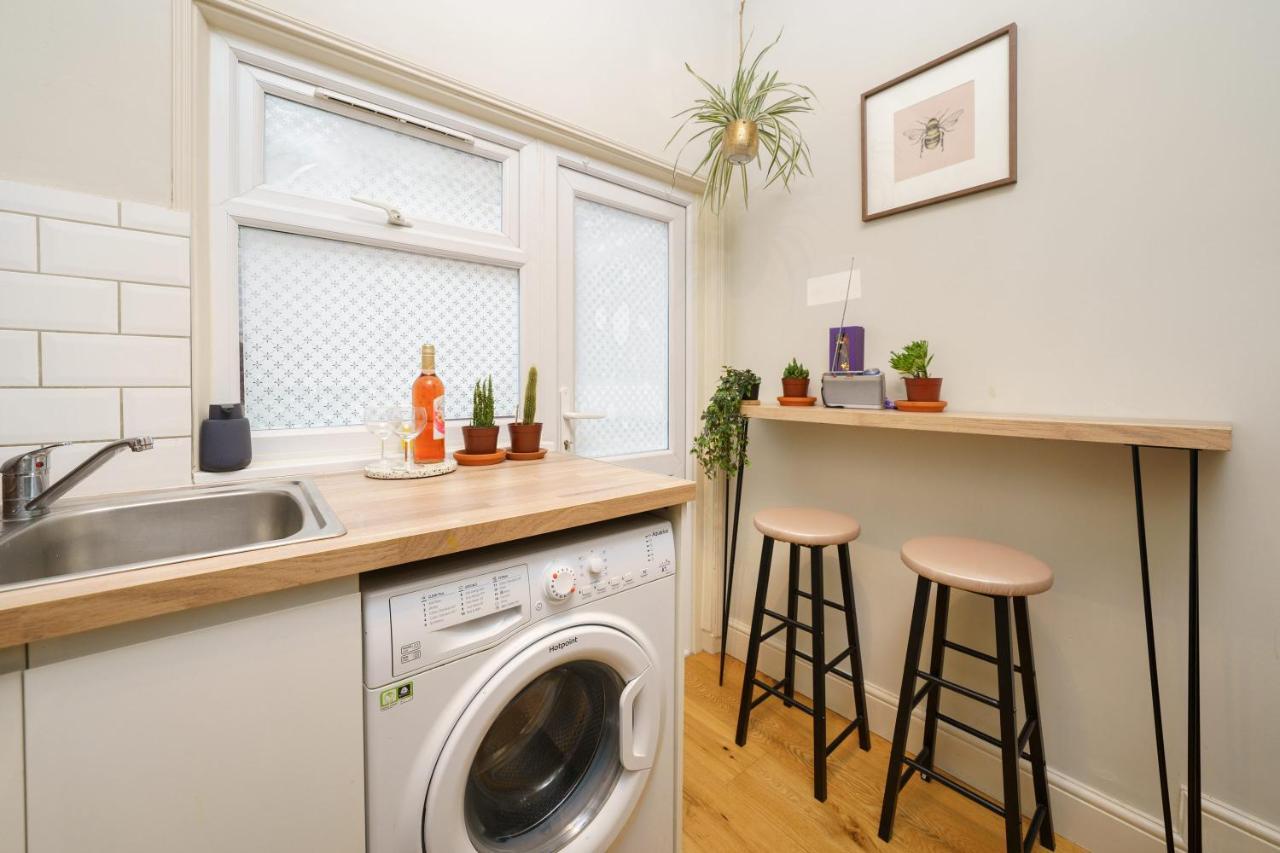 Gorgeous Apartment Wood Green ปาร์มเมอร์กรีน ภายนอก รูปภาพ
